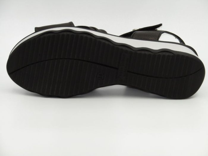 Sandalia tiras cruzadas, Paula Urban - Negro - Imagen 5